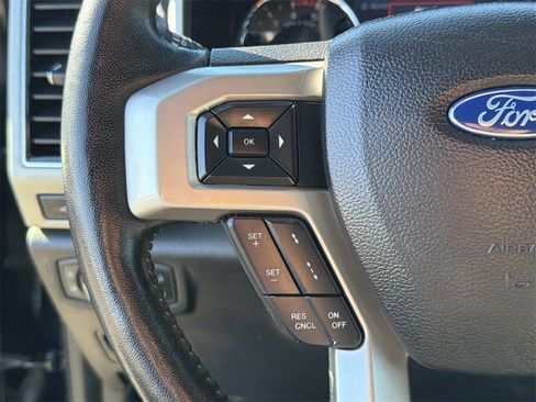 Used 2021 Ford F250 Lariat image 10