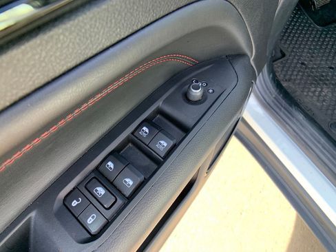 Used 2024 Jeep Compass Trailhawk AWD/4WD image 13