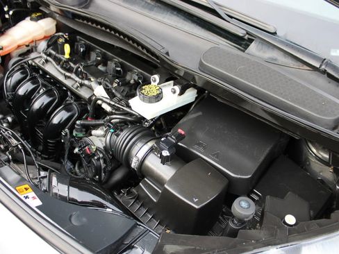 Used 2016 Ford Transit Connect Titanium image 12