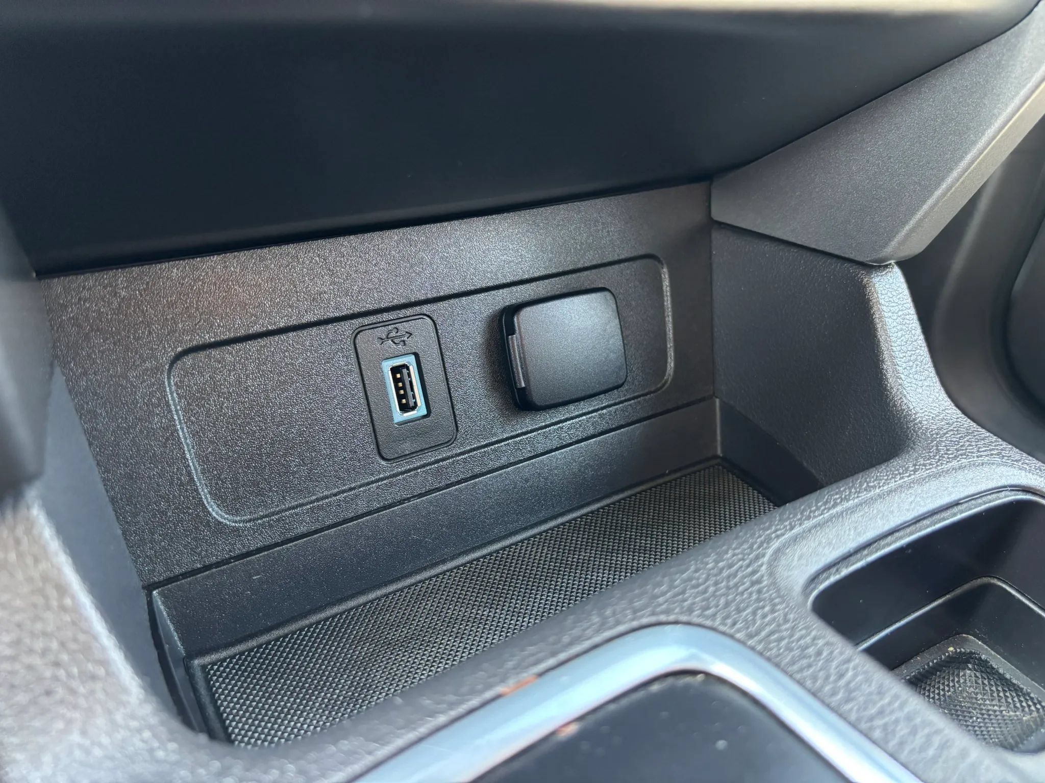 Used 2018 Ford Escape SE AWD/4WD image 32