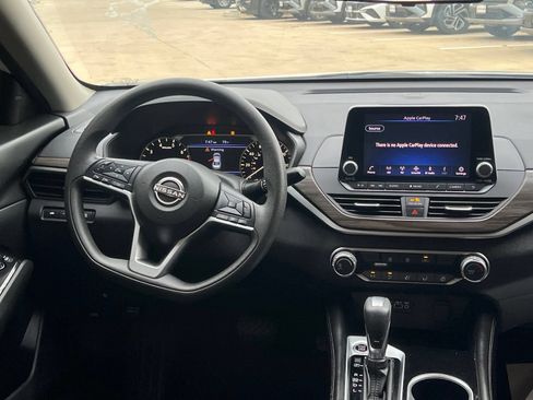 Used 2023 Nissan Altima 2.5 SV FWD image 18