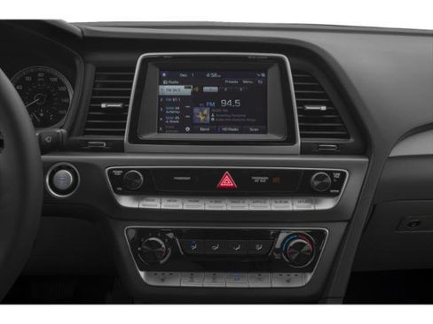 Used 2019 Hyundai Sonata SE image 13
