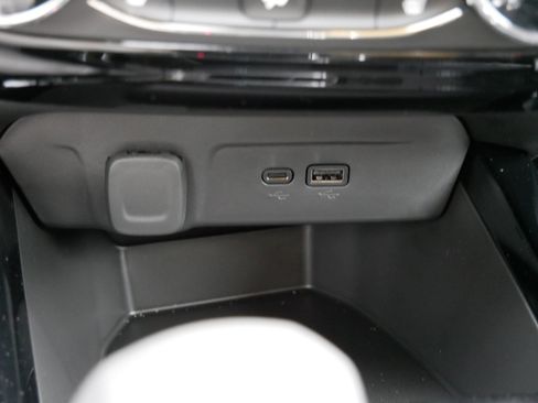 New 2026 Chevrolet Trax LT w/ Driver Confidence Package image 20