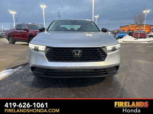 New 2026 Honda Accord SE image 2