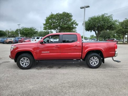 Used 2016 Toyota Tacoma SR5 w/ SR5 Appearance Package (SN) RWD image 8