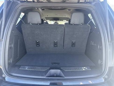 Used 2024 Chevrolet Tahoe Premier AWD/4WD image 6