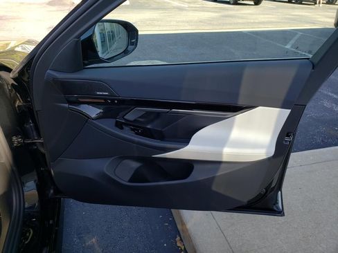 New 2026 BMW 530i xDrive w/ M Sport Package image 20