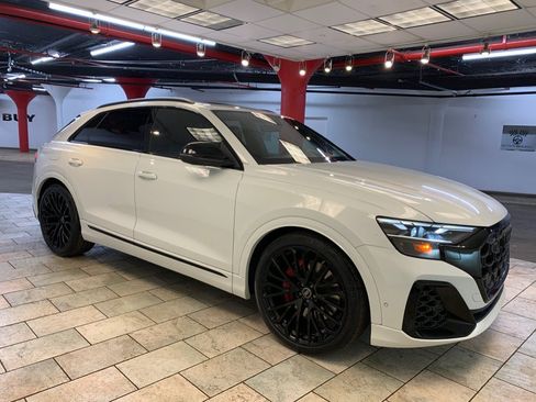 Used 2024 Audi SQ8 Premium Plus w/ S Sport Package AWD/4WD image 6