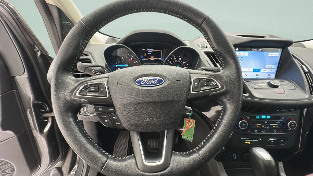 Used 2018 Ford Escape SE w/ SE Sport Appearance Package AWD/4WD image 15