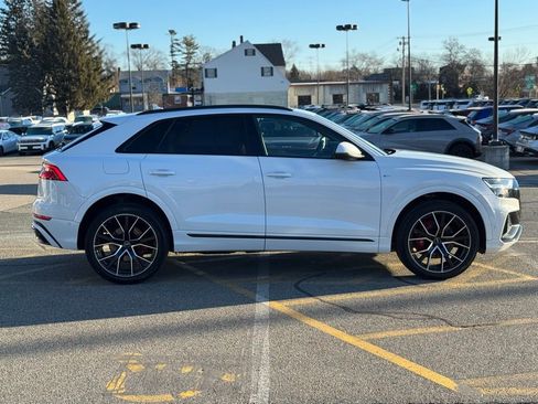 Used 2021 Audi Q8 Premium Plus image 7