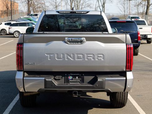 Used 2023 Toyota Tundra Limited AWD/4WD image 6