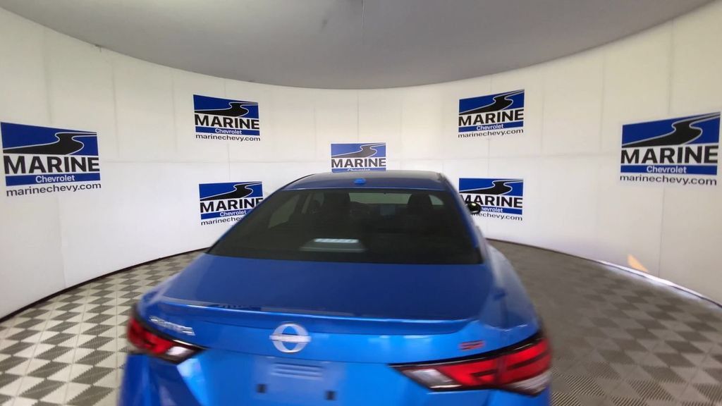 Used 2024 Nissan Sentra SR FWD image 9