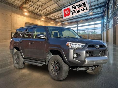 Used 2023 Toyota 4Runner TRD Off-Road Premium image 3