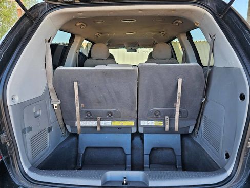Used 2014 Kia Sedona LX FWD image 12