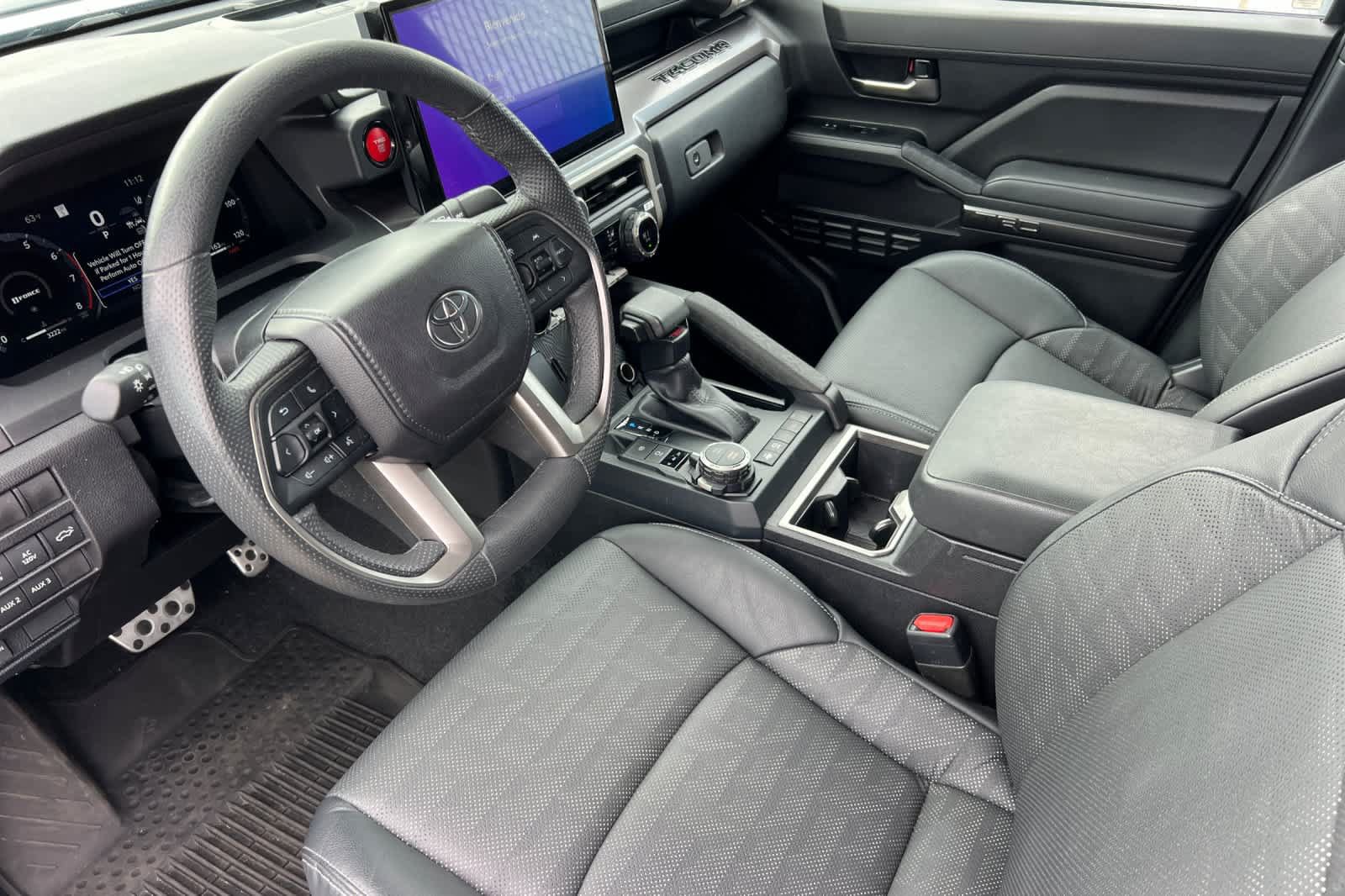 Certified 2025 Toyota Tacoma TRD Sport w/ TRD Sport Premium Package AWD/4WD image 9