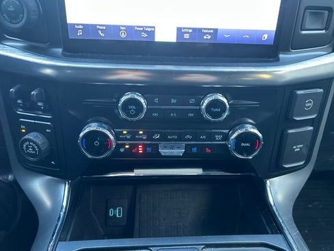 Used 2022 Ford F150 Lariat w/ Equipment Group 502A High image 19