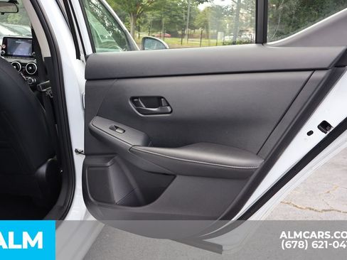Used 2024 Nissan Sentra SV FWD image 24
