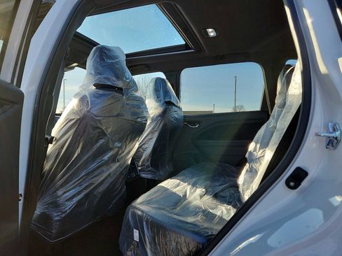 New 2025 Subaru Forester Touring image 5