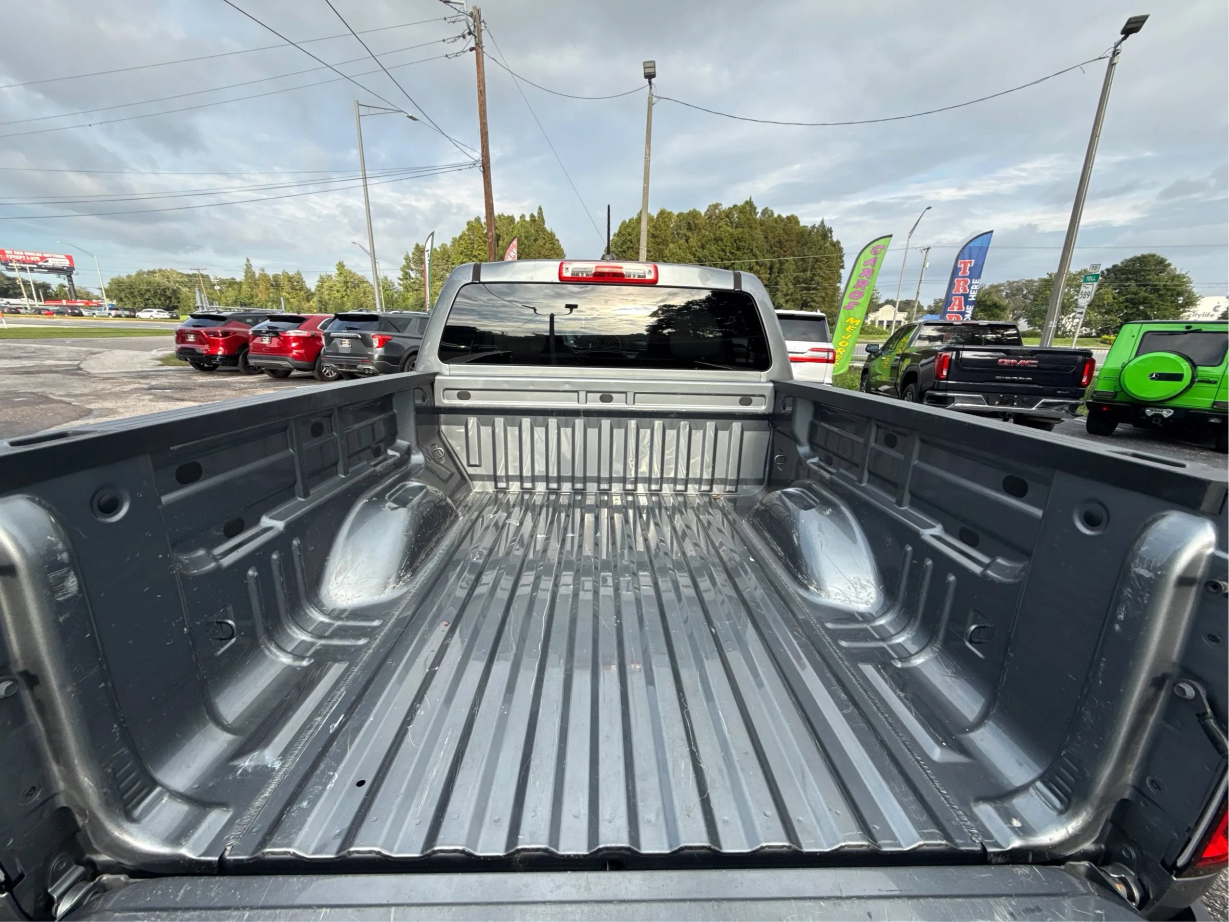Used 2022 Chevrolet Colorado W/T w/ WT Convenience Package RWD image 22