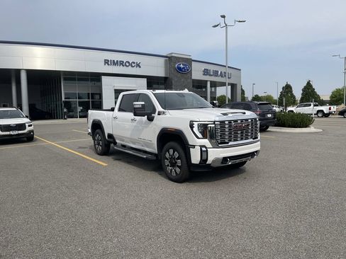 Used 2024 GMC Sierra 2500 Denali w/ Technology Package AWD/4WD image 11