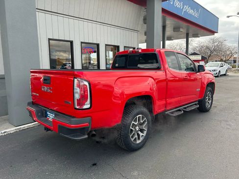 Used 2016 GMC Canyon SLE w/ All Terrain Adventure Package image 31