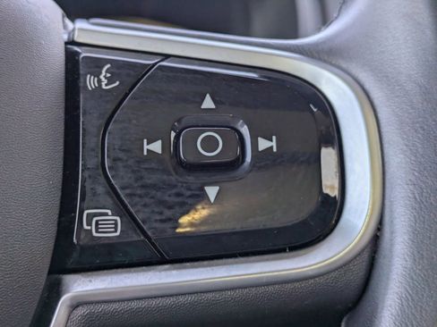 Certified 2022 Volvo XC90 T6 Inscription w/ Climate Package image 29