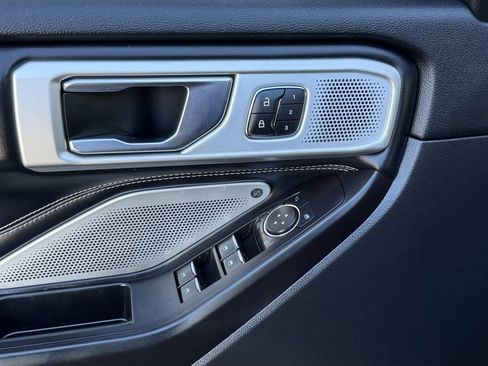 Used 2020 Ford Explorer ST w/ Premium Technology Package image 13