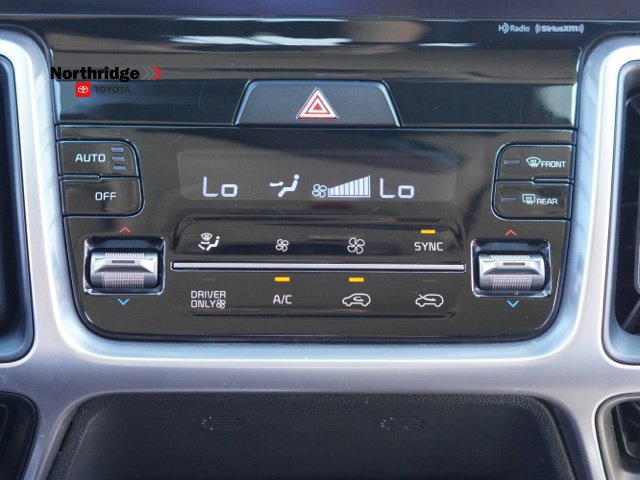 Used 2023 Kia Sorento EX FWD image 25