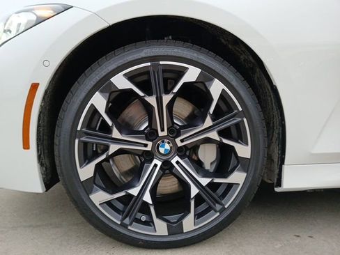New 2025 BMW 330i Sedan w/ M Sport Package image 5