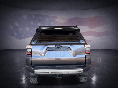 Used 2019 Toyota 4Runner TRD Off-Road Premium AWD/4WD image 4