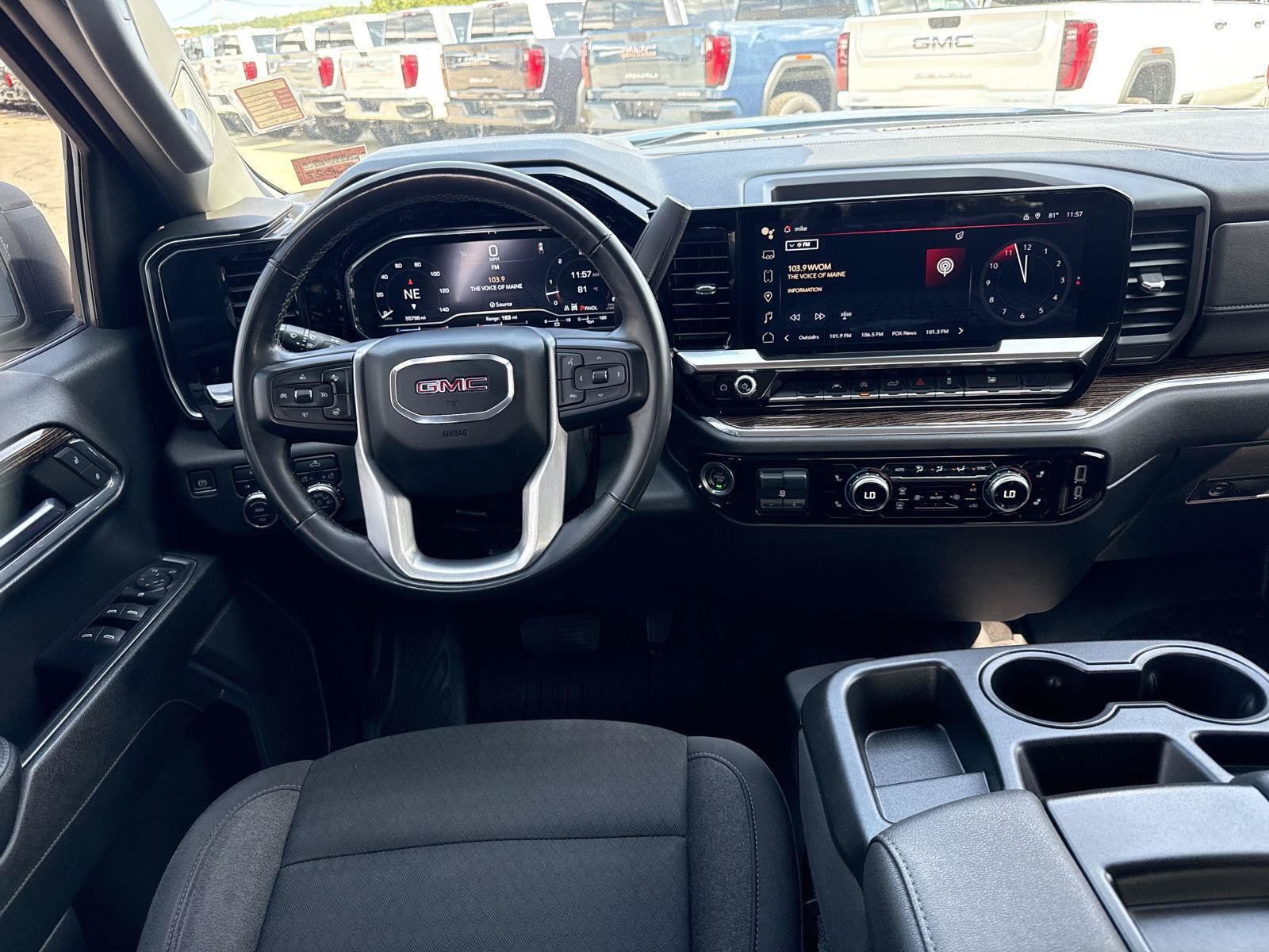 Used 2024 GMC Sierra 1500 Elevation AWD/4WD image 14