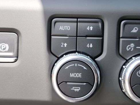 Used 2025 GMC Sierra 2500 Denali Ultimate AWD/4WD image 28