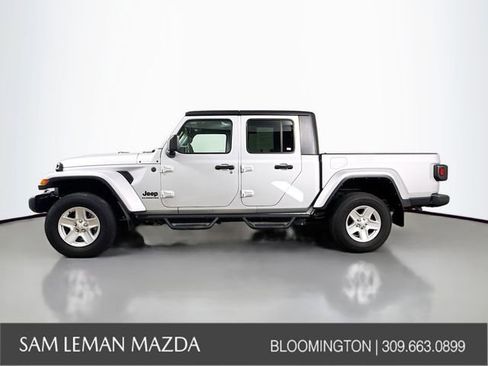 Used 2022 Jeep Gladiator Sport image 8