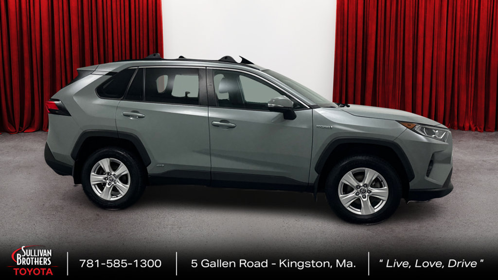 Certified 2021 Toyota RAV4 XLE w/ Convenience Package AWD/4WD image 4