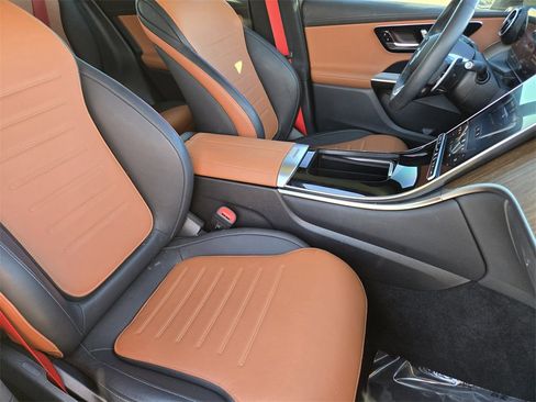 Used 2024 Mercedes-Benz GLC 43 AMG 4MATIC image 15