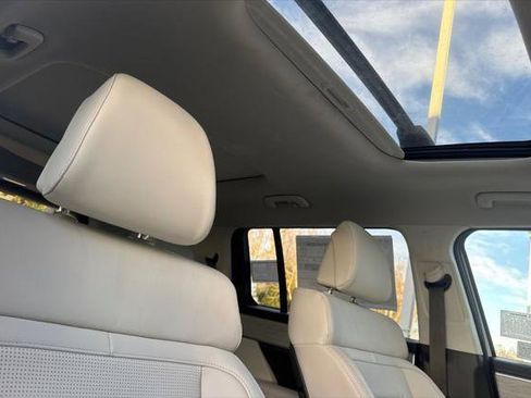 New 2025 Hyundai Santa Fe Calligraphy image 15