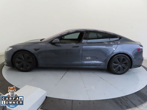 Used 2022 Tesla Model S image 7