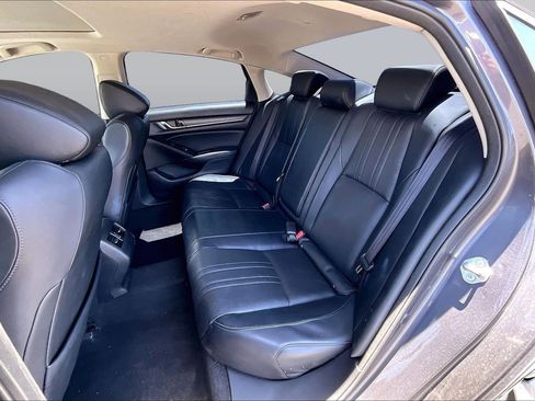 Used 2018 Honda Accord Touring image 26