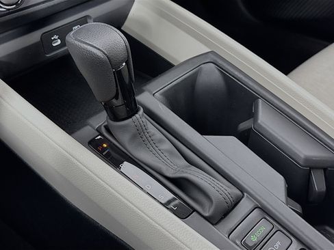 Certified 2024 Honda Accord LX image 16