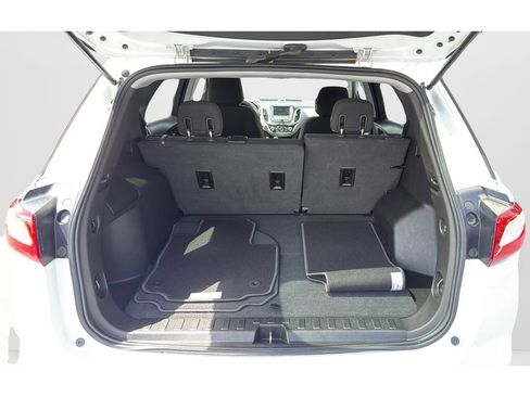 Used 2020 Chevrolet Equinox LT FWD image 9