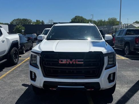 Certified 2023 GMC Yukon AT4 w/ AT4 Premium Package AWD/4WD image 2