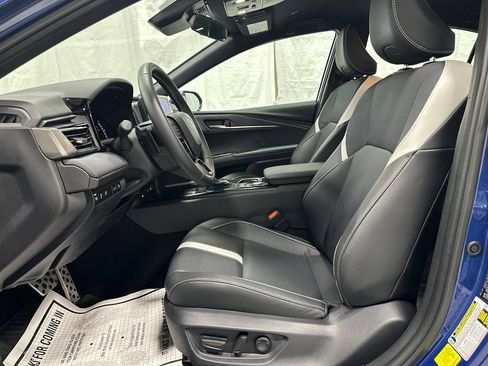Used 2026 Toyota Camry SE FWD image 14