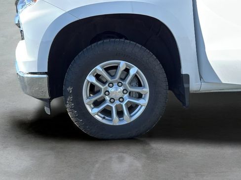 Used 2023 Chevrolet Silverado 1500 LT AWD/4WD image 35