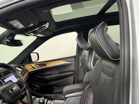 Certified 2023 Jeep Grand Cherokee Summit image 22