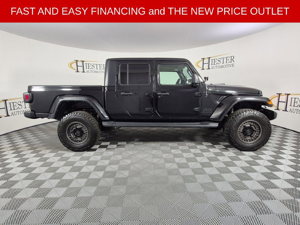 Used 2022 Jeep Gladiator Sport AWD/4WD image 4