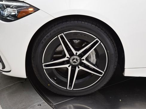 Used 2023 Mercedes-Benz C 300 Sedan image 12