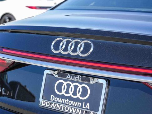 Used 2025 Audi A8 L 3.0T AWD/4WD image 12