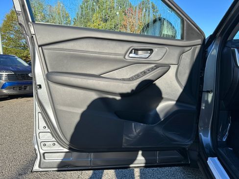 New 2026 Nissan Rogue SV w/ SV Premium Package image 10