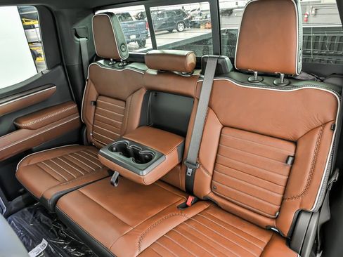 New 2026 GMC Sierra 1500 Denali Ultimate AWD/4WD image 11