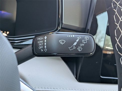 New 2026 Volkswagen Taos S image 32